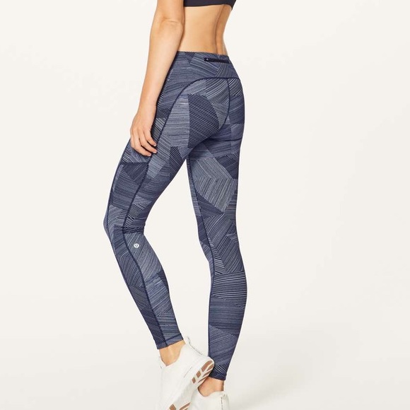 Lululemon Speed Up Tight *Full-On Luxtreme 28" - Picture 2 of 8